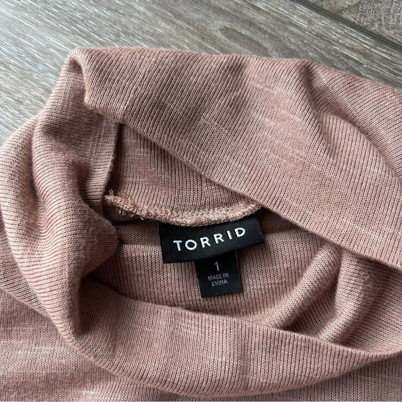 Super Soft  Plush Turtleneck Sharkbite Hem Tunic Sweatshirt - Picture 8 of 16